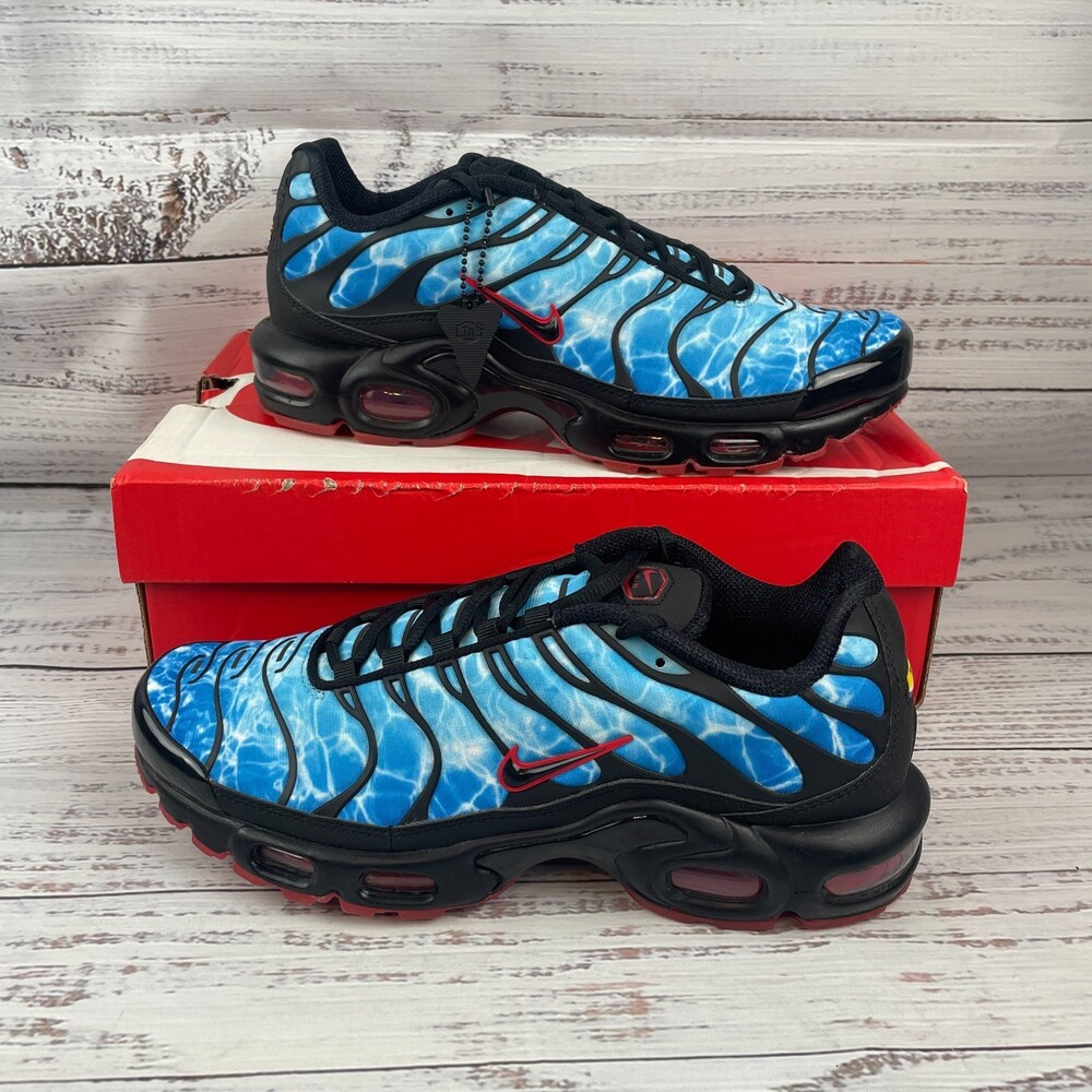 Nike Air Max Plus Unisex M 8 W 9.5 Sneakers Black Baltic Blue